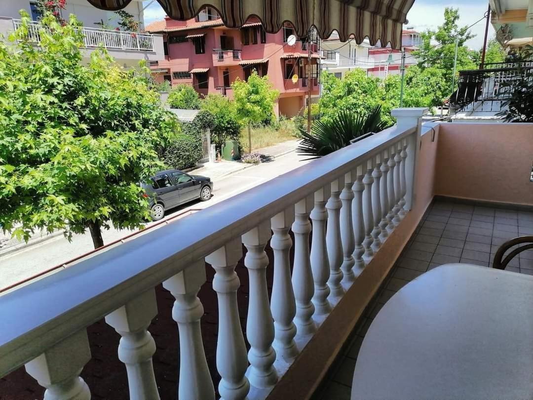 Apartments Haris Olympiaki Akti Bagian luar foto