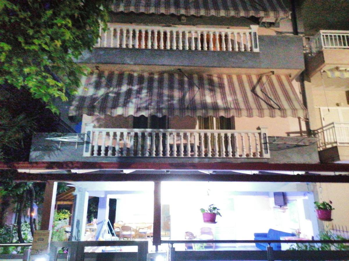 Apartments Haris Olympiaki Akti Bagian luar foto