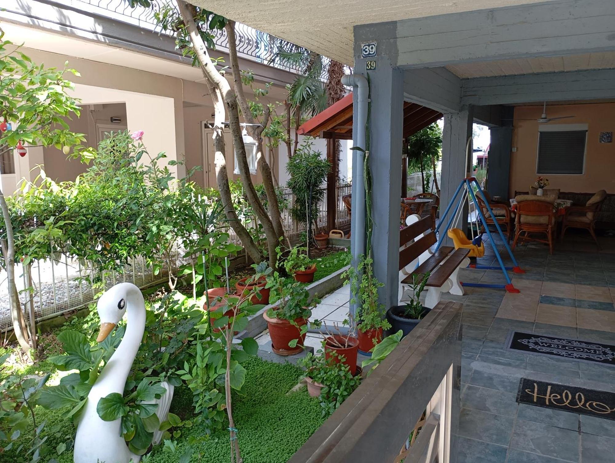 Apartments Haris Olympiaki Akti Bagian luar foto